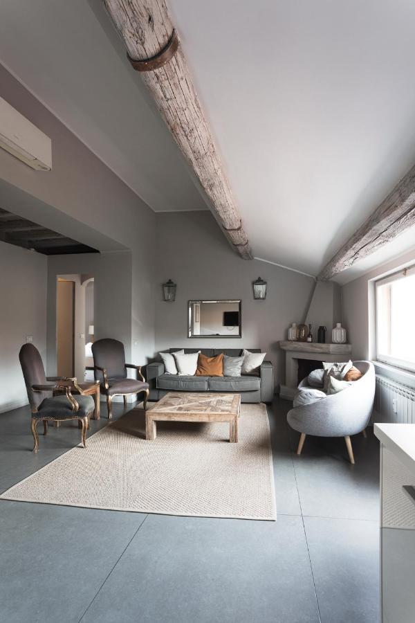 Charming Penthouse In Piazza Venezia With Terrace Apartment Rome Exterior photo